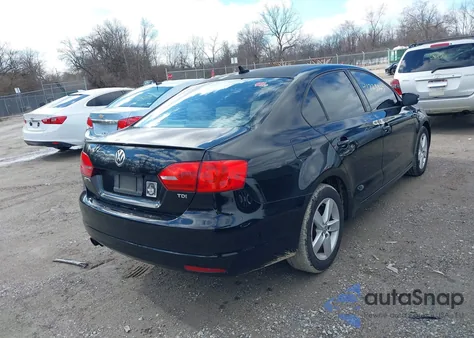 2011 Volkswagen Jetta 2.0L Tdi z USA, uszkodzony, nr VIN 3VWLL7AJ8BM109971